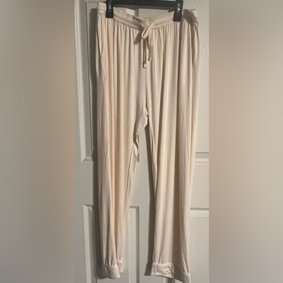 NWT Larkspur Baby Company Soft Cream Pajama Set - Picture 6 of 8